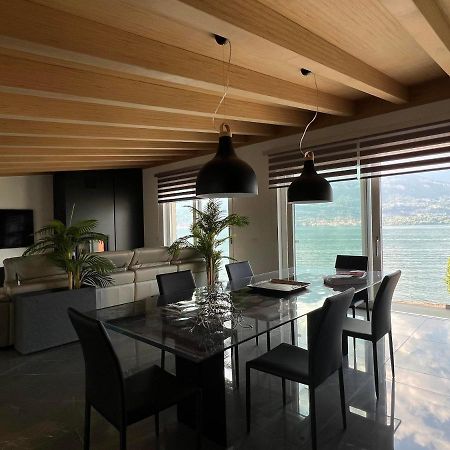 Luxury Lakefront Penthouse Лезено Экстерьер фото